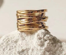 Intertwined Amore Ring