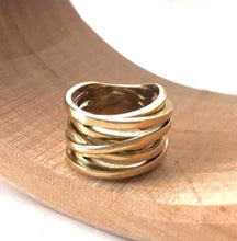Intertwined Amore Ring